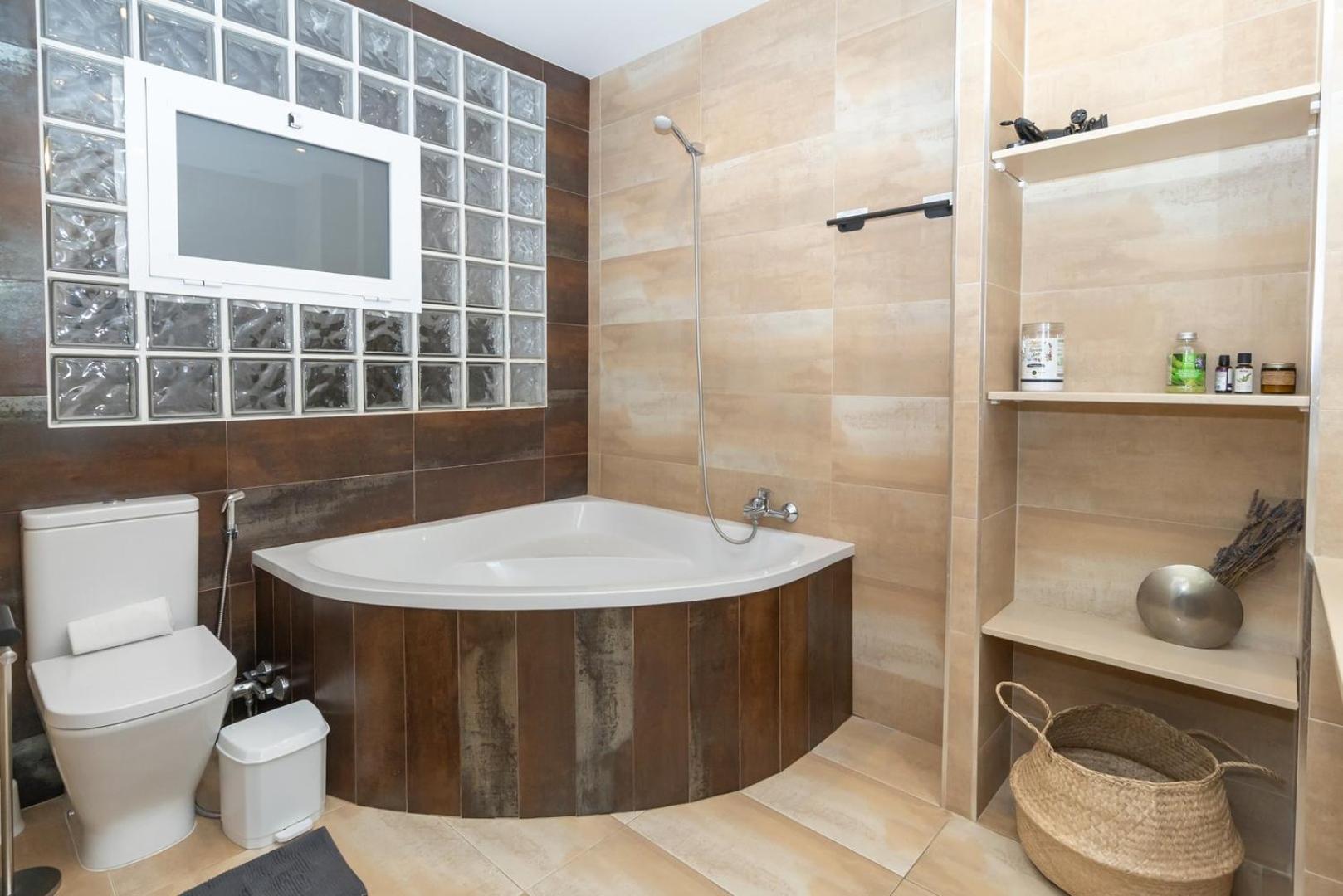 Guestready - El Cabanyal Hidden Oasis Lägenhet Valencia Exteriör bild