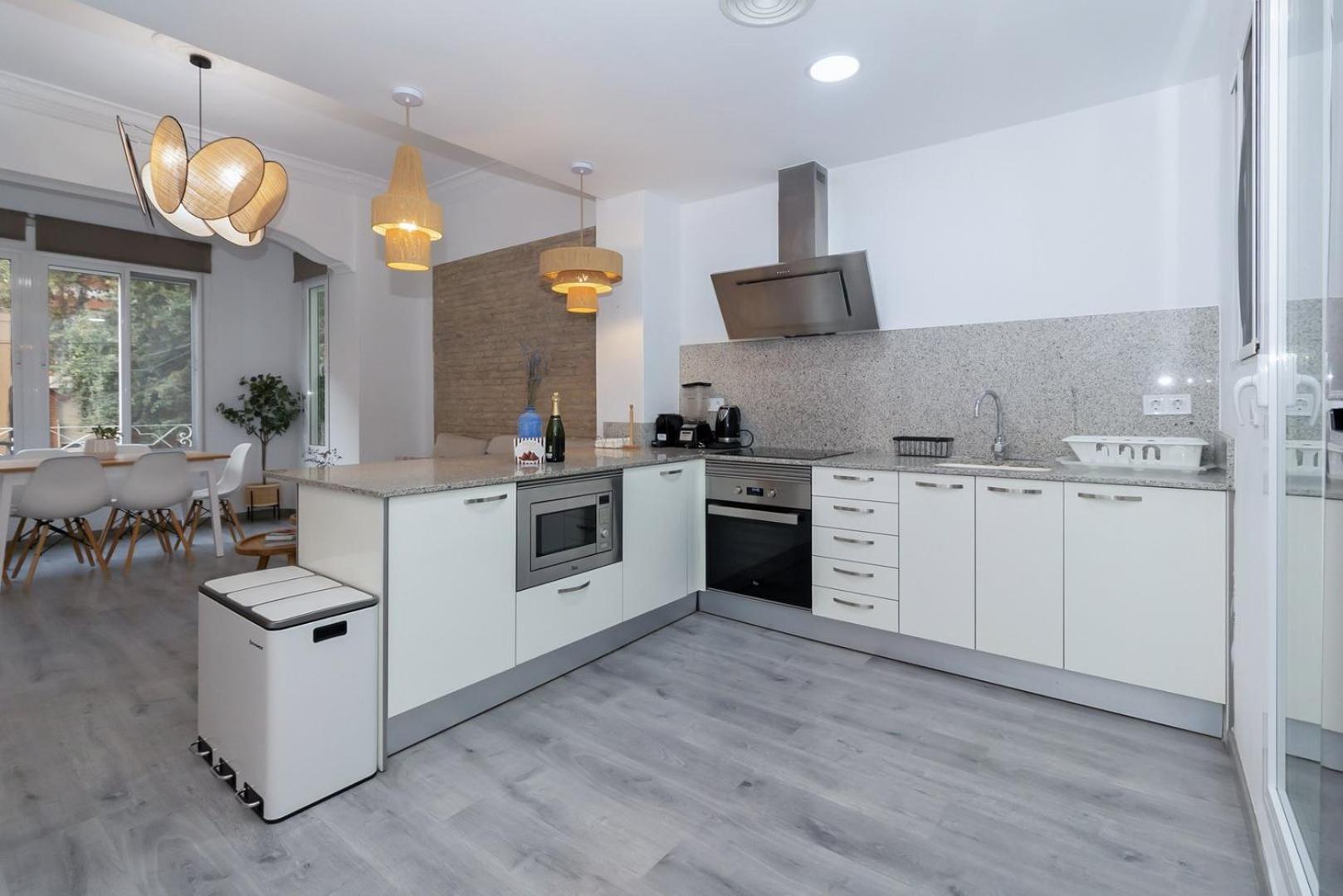 Guestready - El Cabanyal Hidden Oasis Lägenhet Valencia Exteriör bild